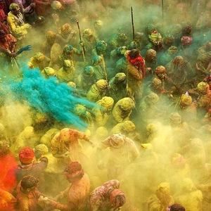 Meet your Posher, Aparna